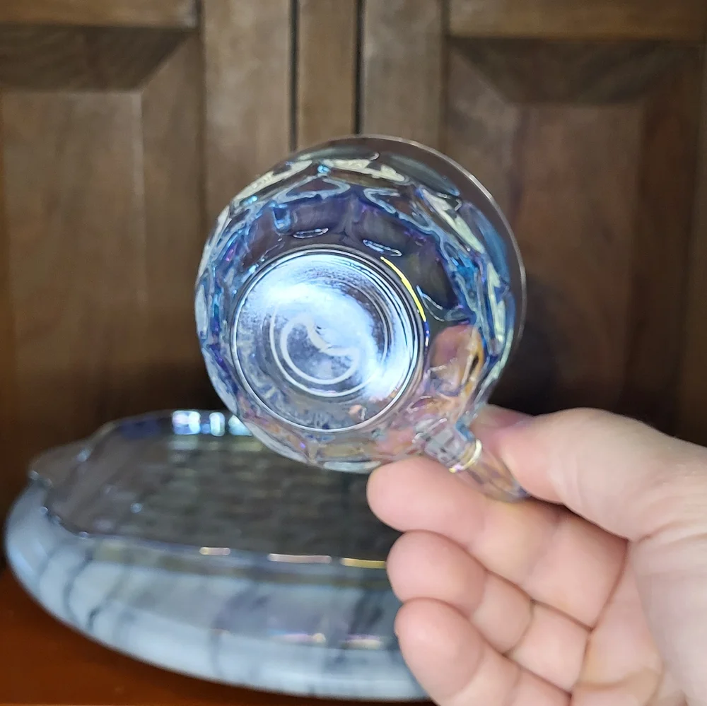 Carnival Glass Snack Tray Set - Picture 12 of 17